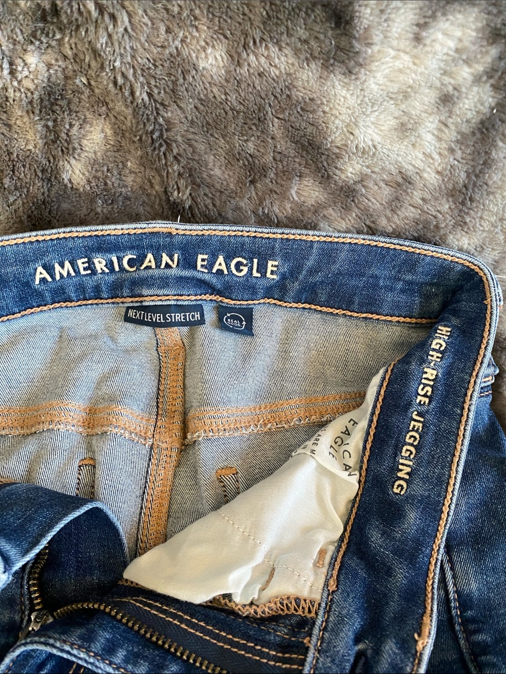 American Eagle High Rise Jegging 2 Long - Picture 3 of 4